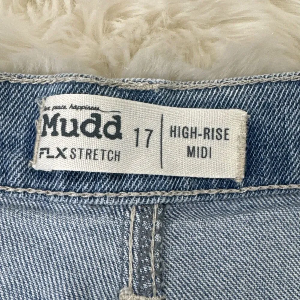 Mudd High Rise Midi Shorts 17 (W36 Inseam 3.5) Blue Distress Fray Crochet Junior